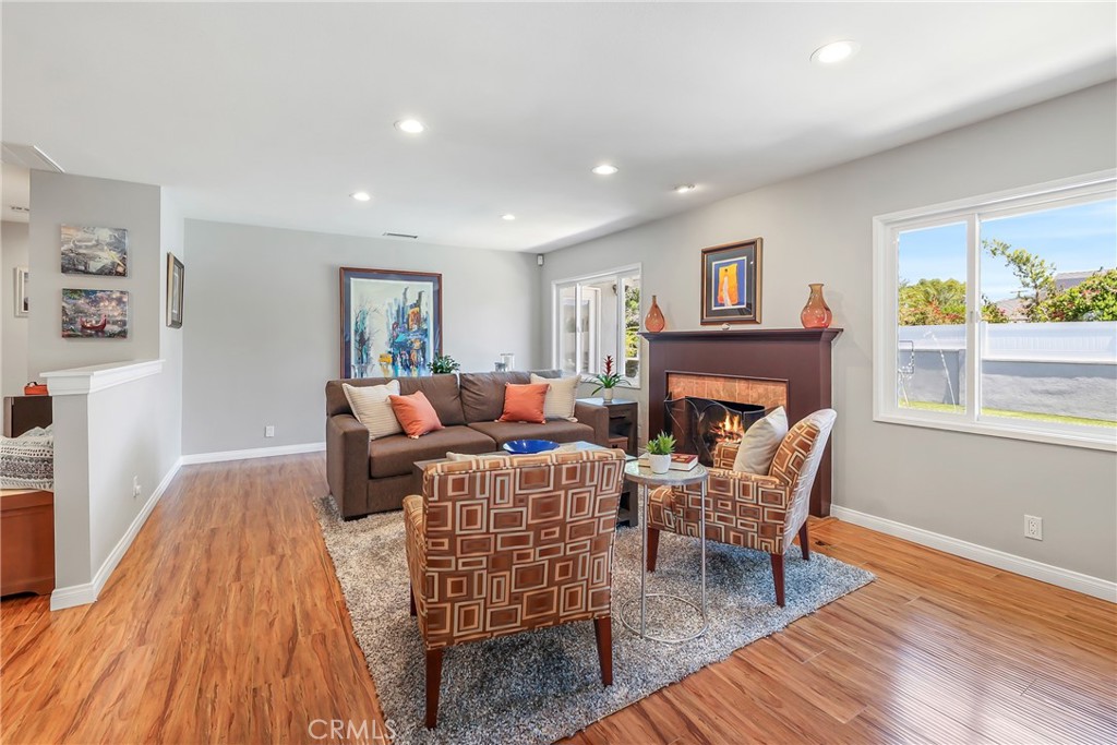 1118 N Cornell Avenue