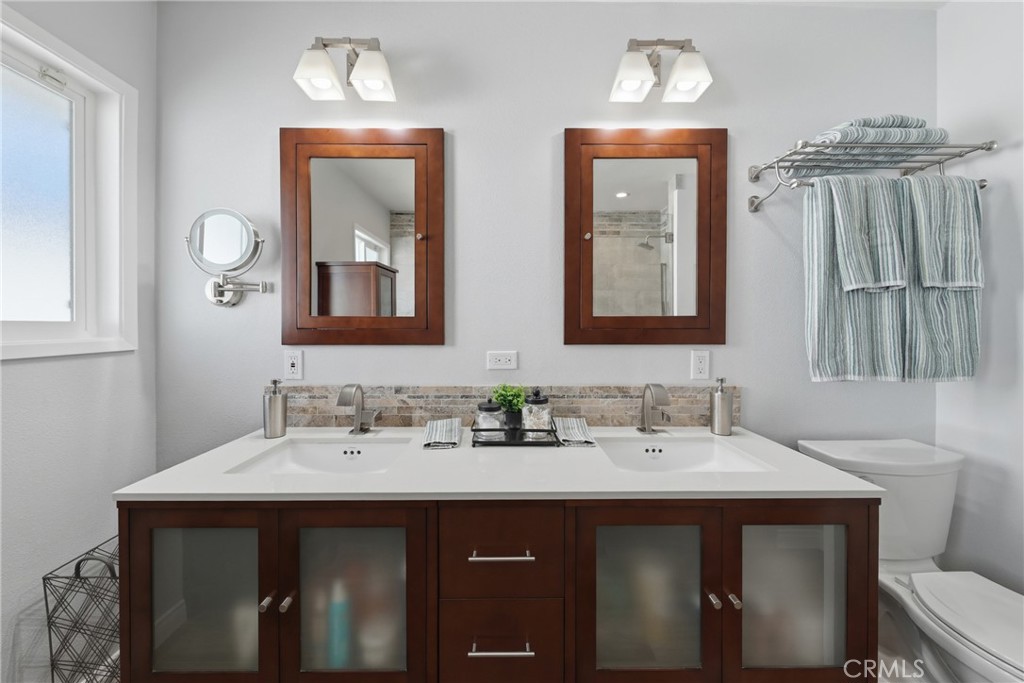 1118 N Cornell Avenue