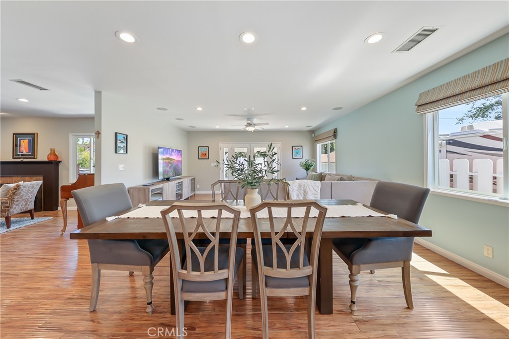 1118 N Cornell Avenue