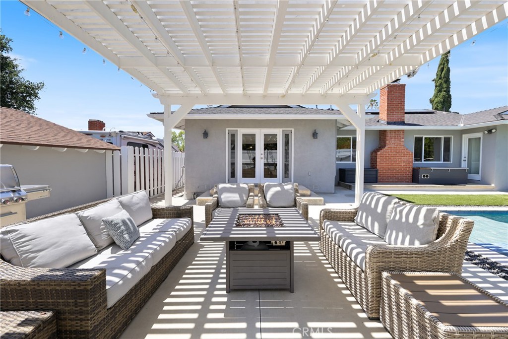 1118 N Cornell Avenue