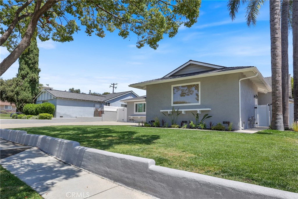 1118 N Cornell Avenue