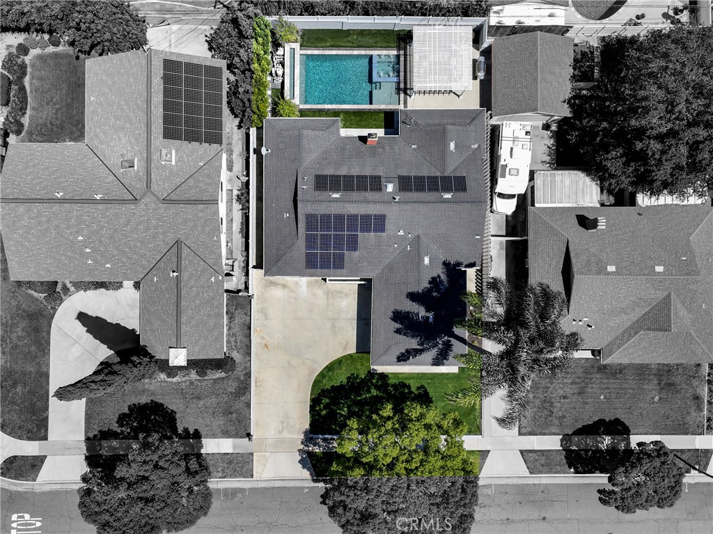 1118 N Cornell Avenue