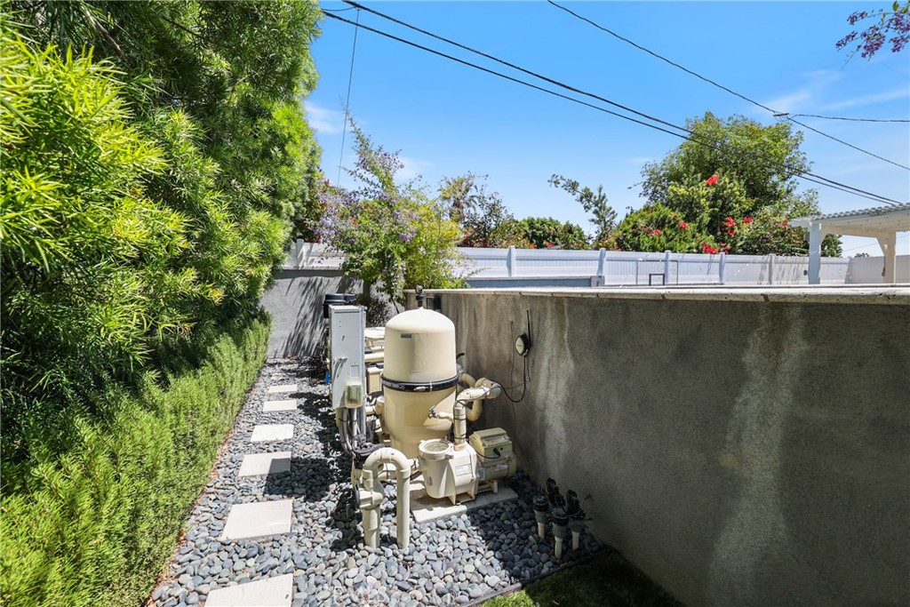 1118 N Cornell Avenue