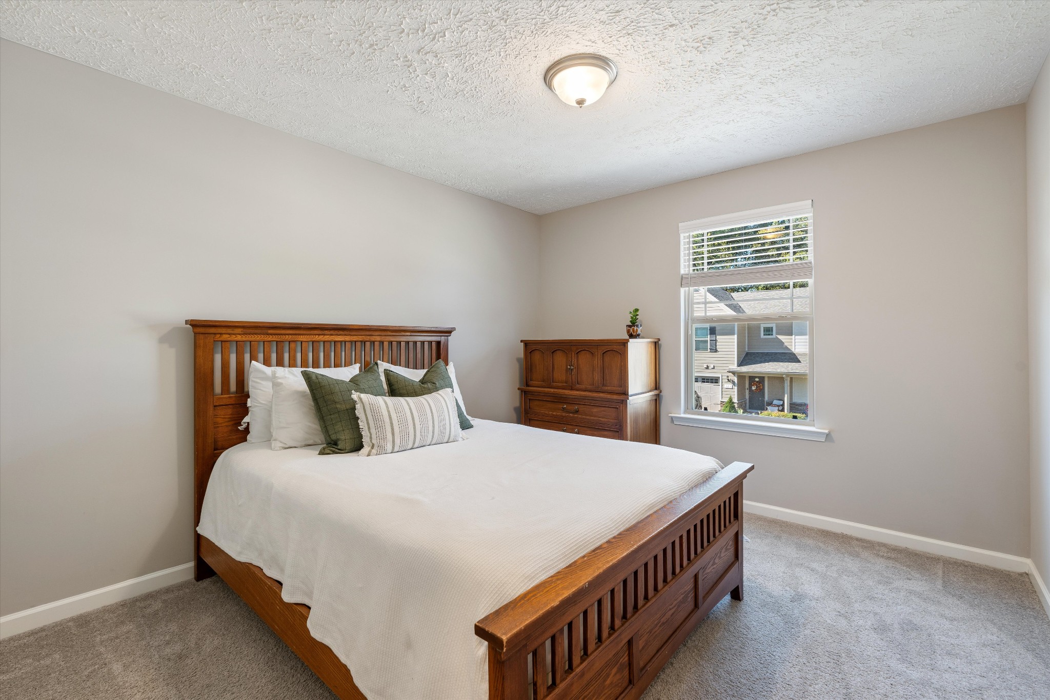 320 Longhorn Dr