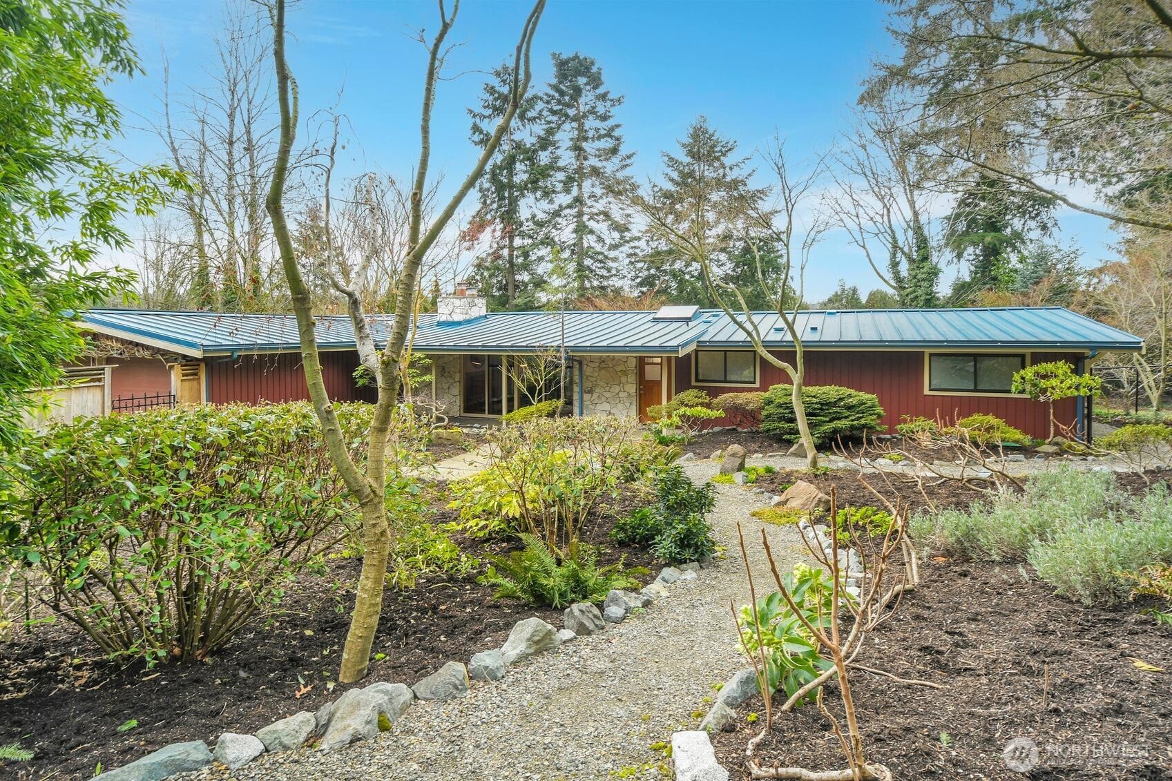 19209 37th Avenue NE