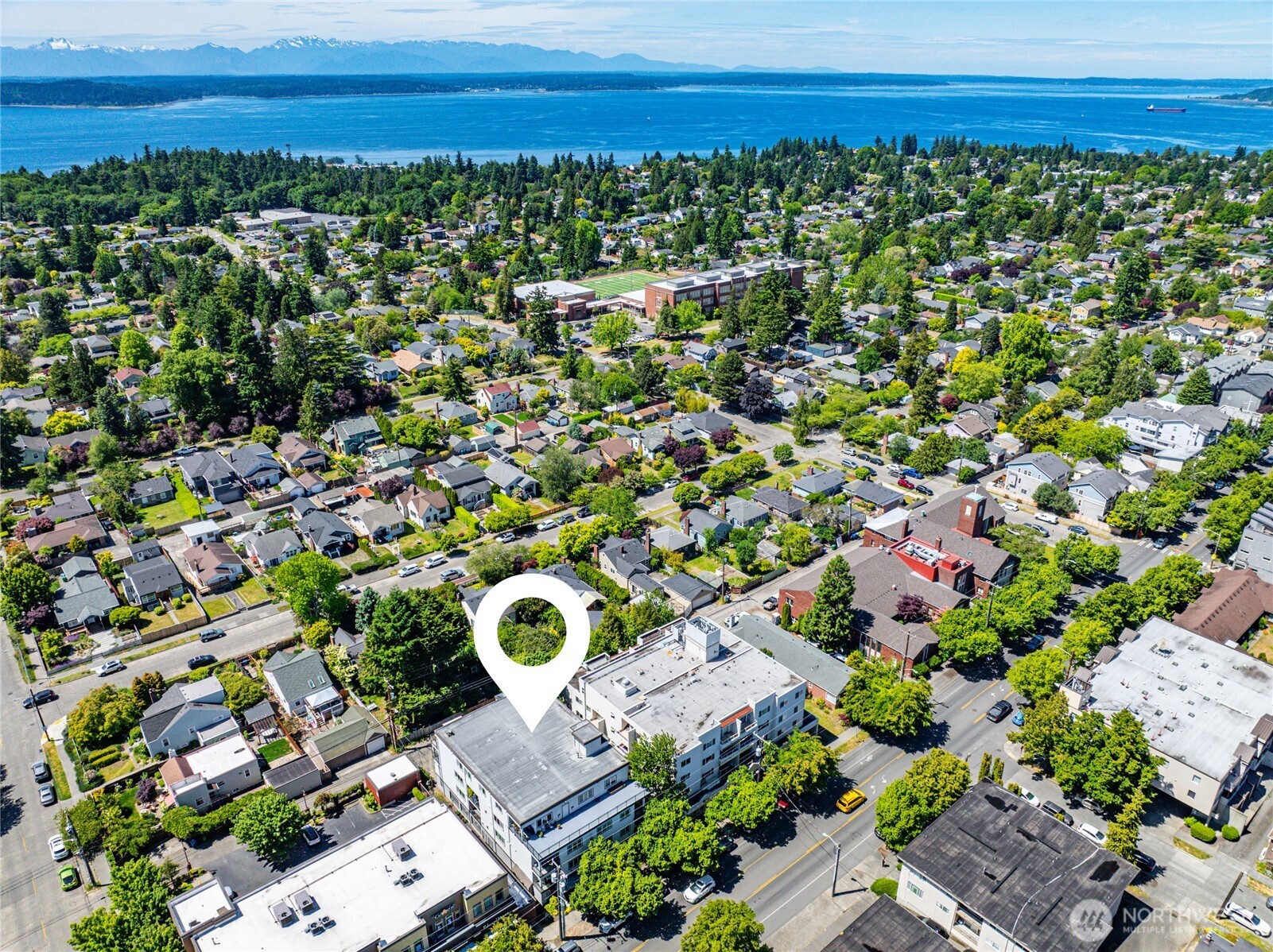 3717 California Avenue SW Unit: 304