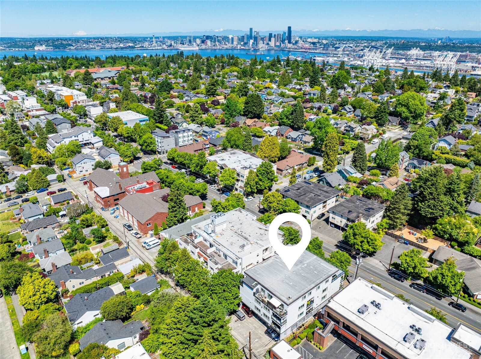 3717 California Avenue SW Unit: 304