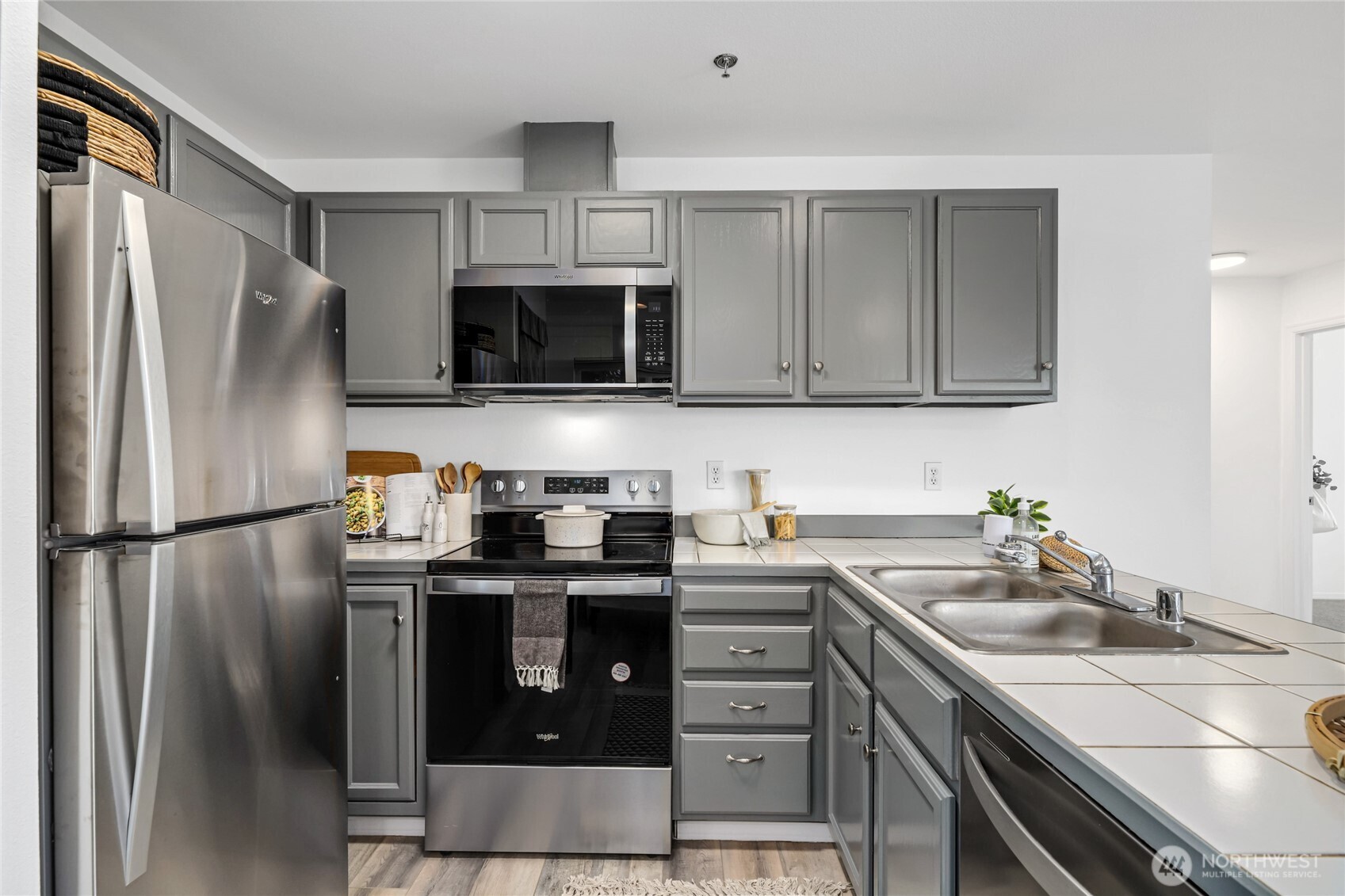 3717 California Avenue SW Unit: 304