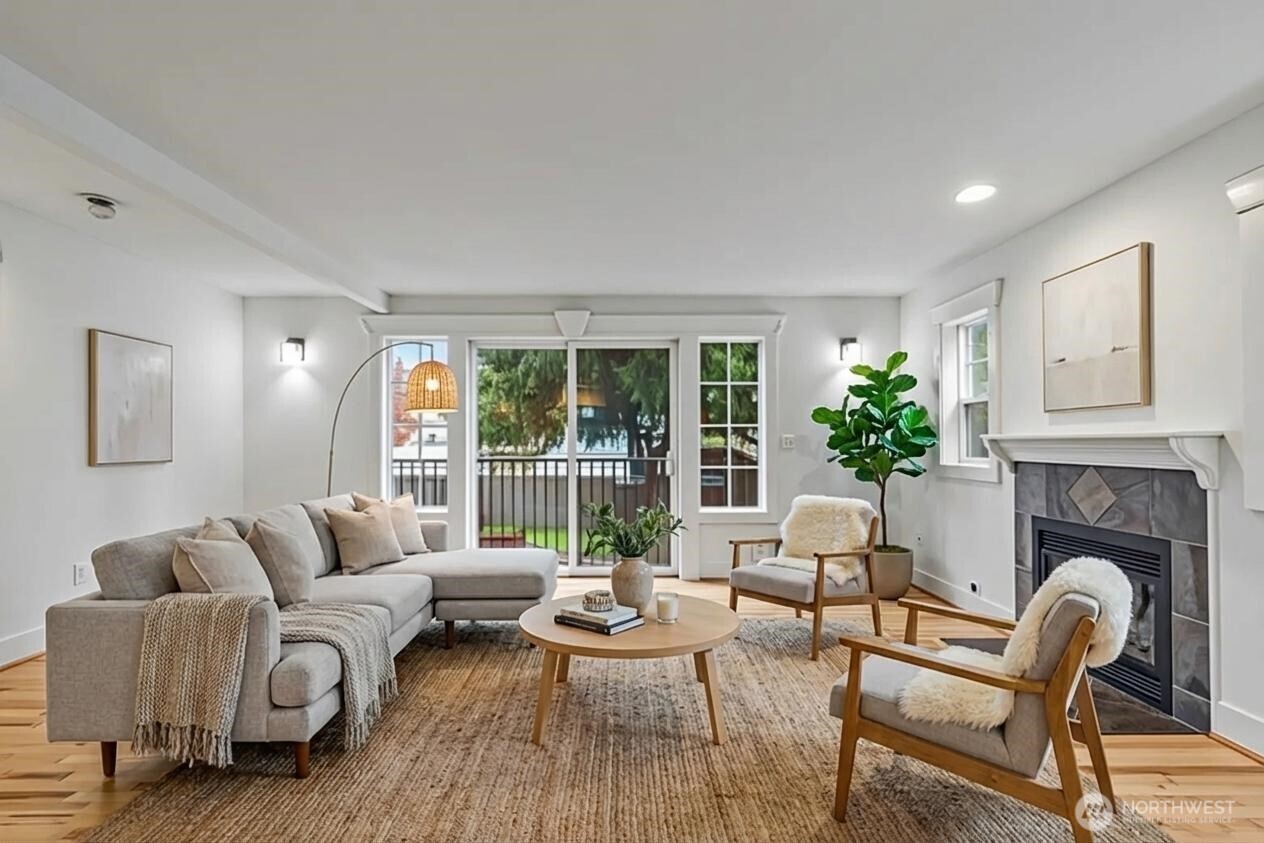 910 N 74th Street