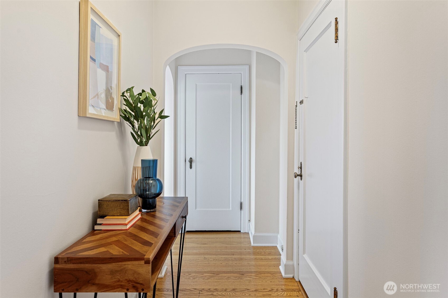 711 Belmont Place E Unit: 304