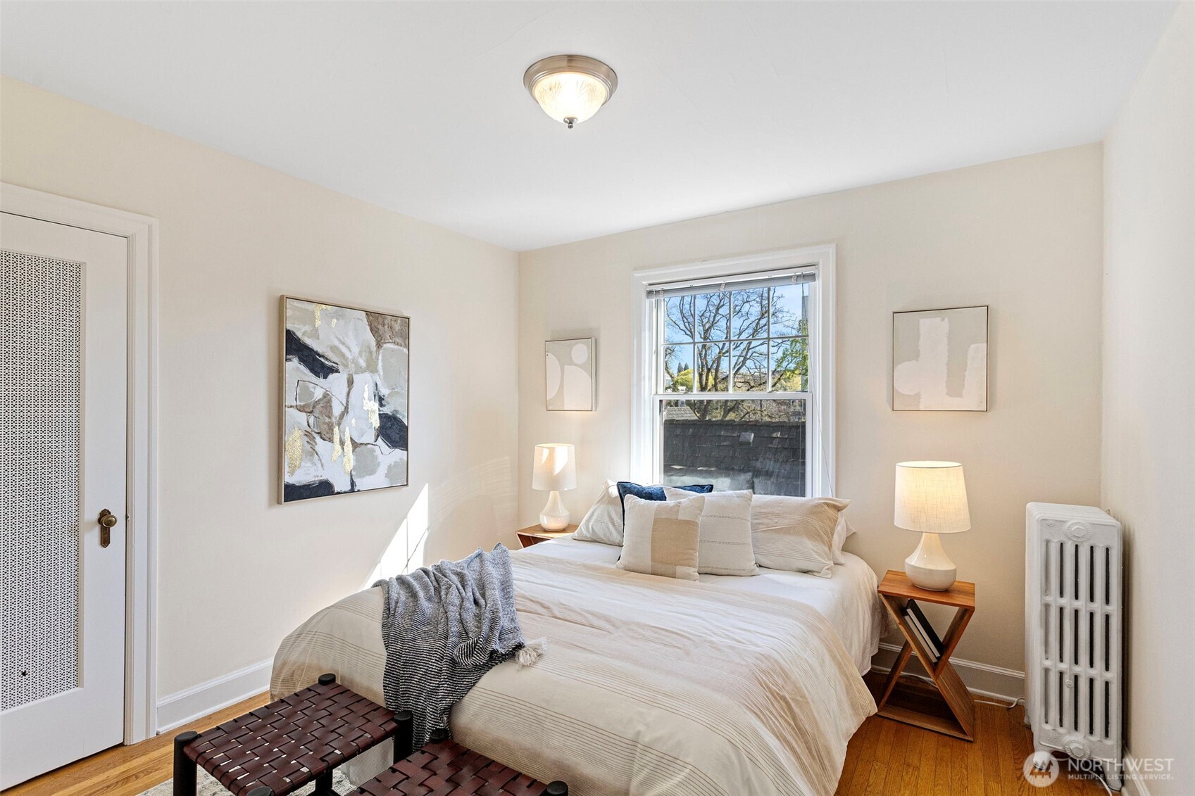 711 Belmont Place E Unit: 304