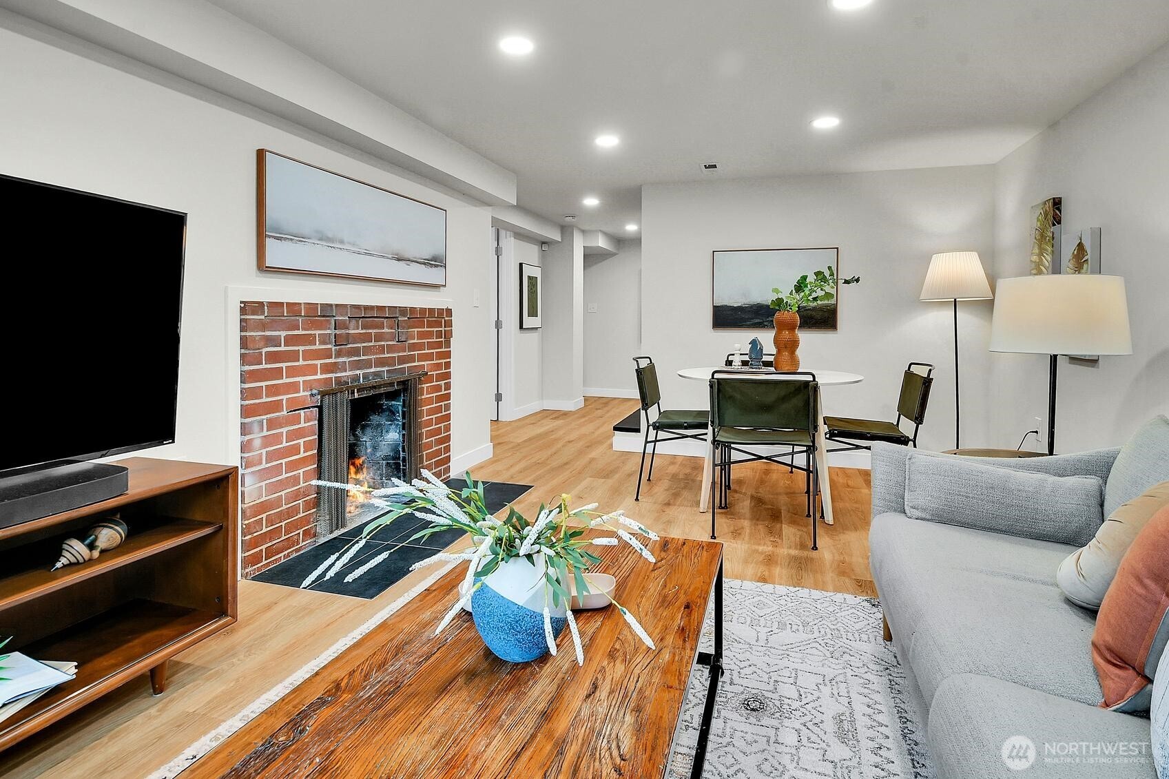 4201 51st Avenue S