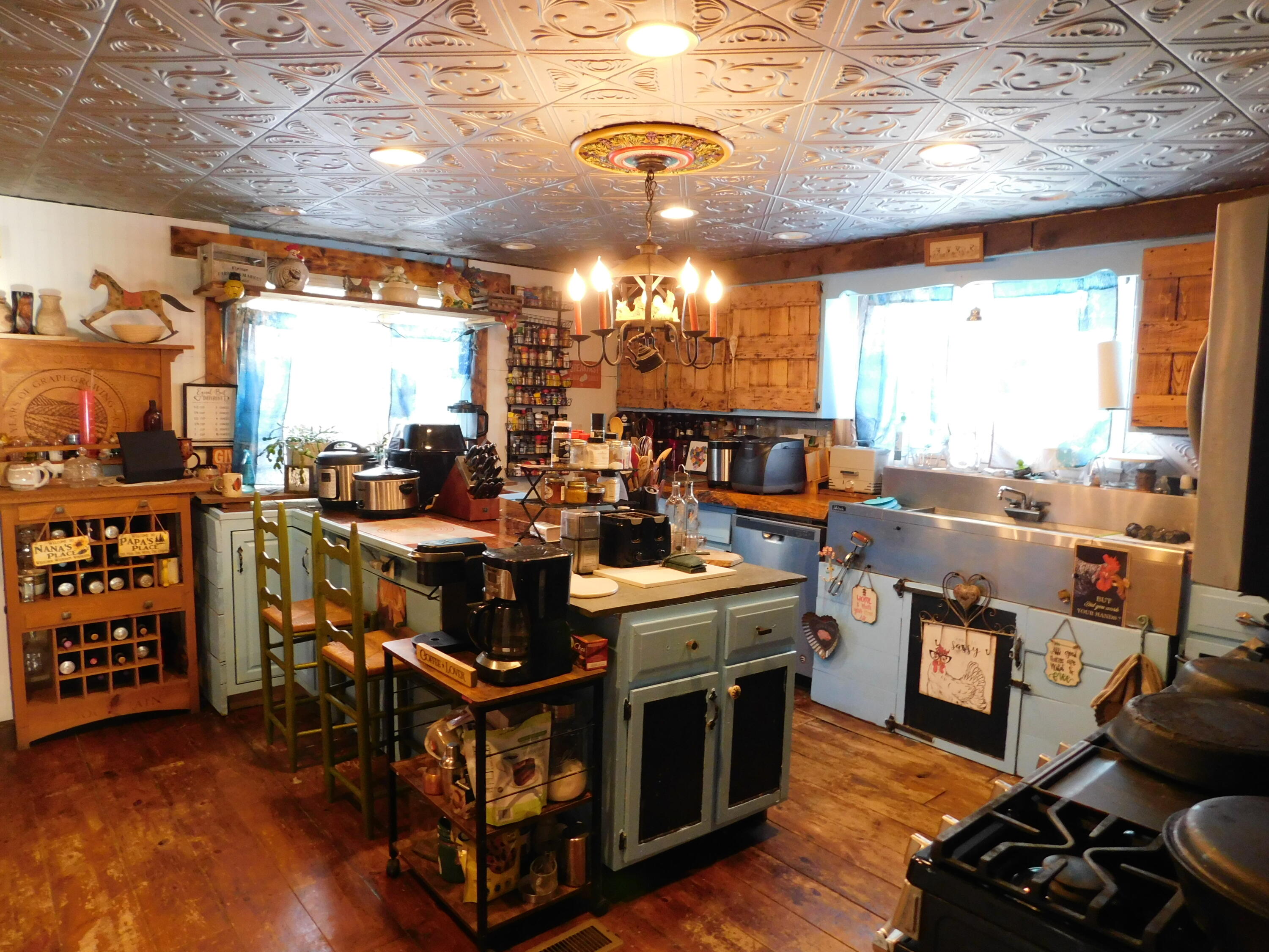 1546 Bear Pond Road