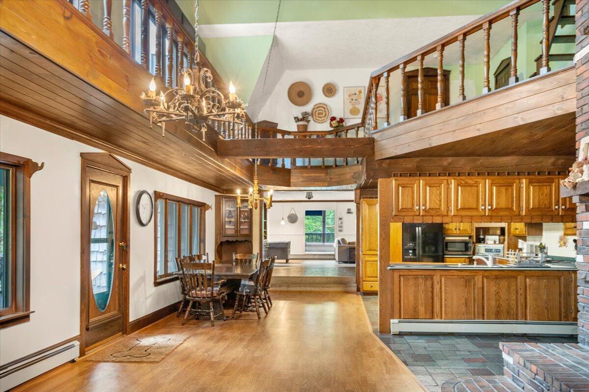 9 Rocky Point Drive