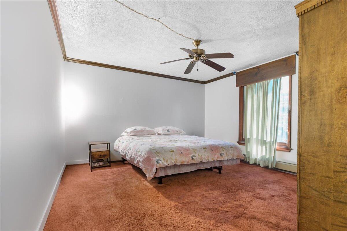 9 Rocky Point Drive