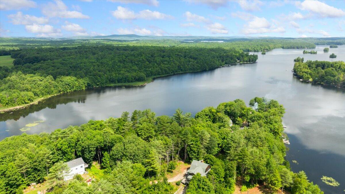 9 Rocky Point Drive