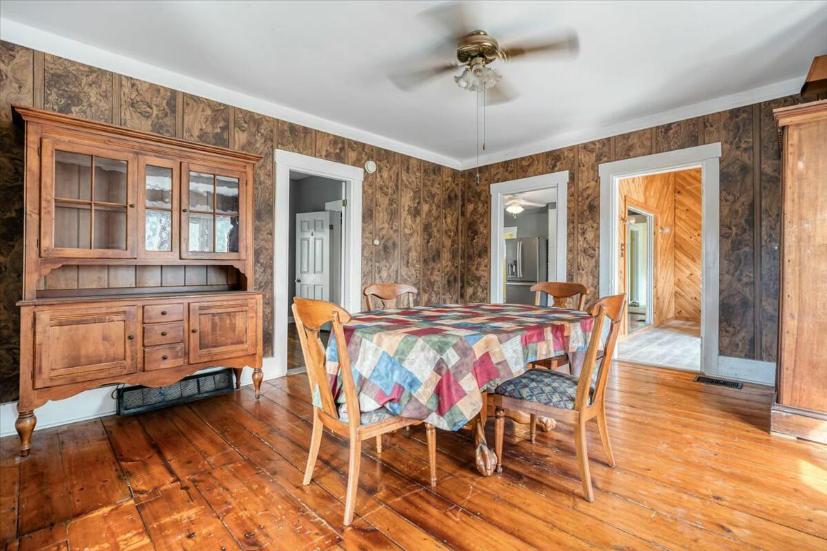11 Johnson Flat Road
