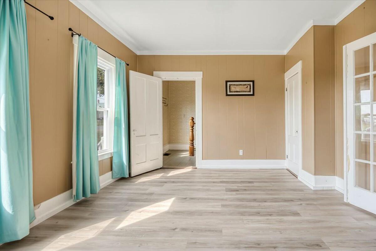 11 Johnson Flat Road
