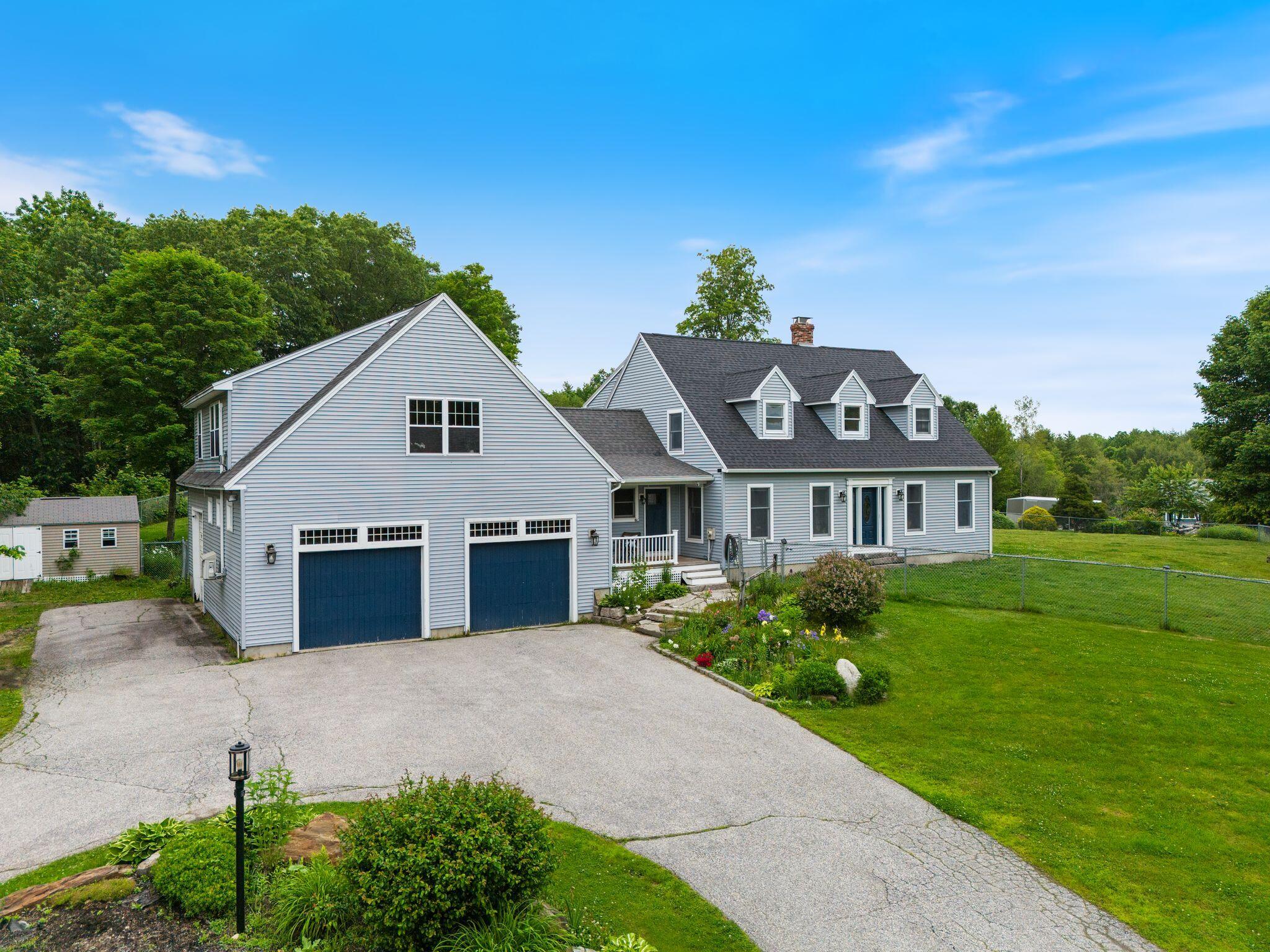 893 River Road