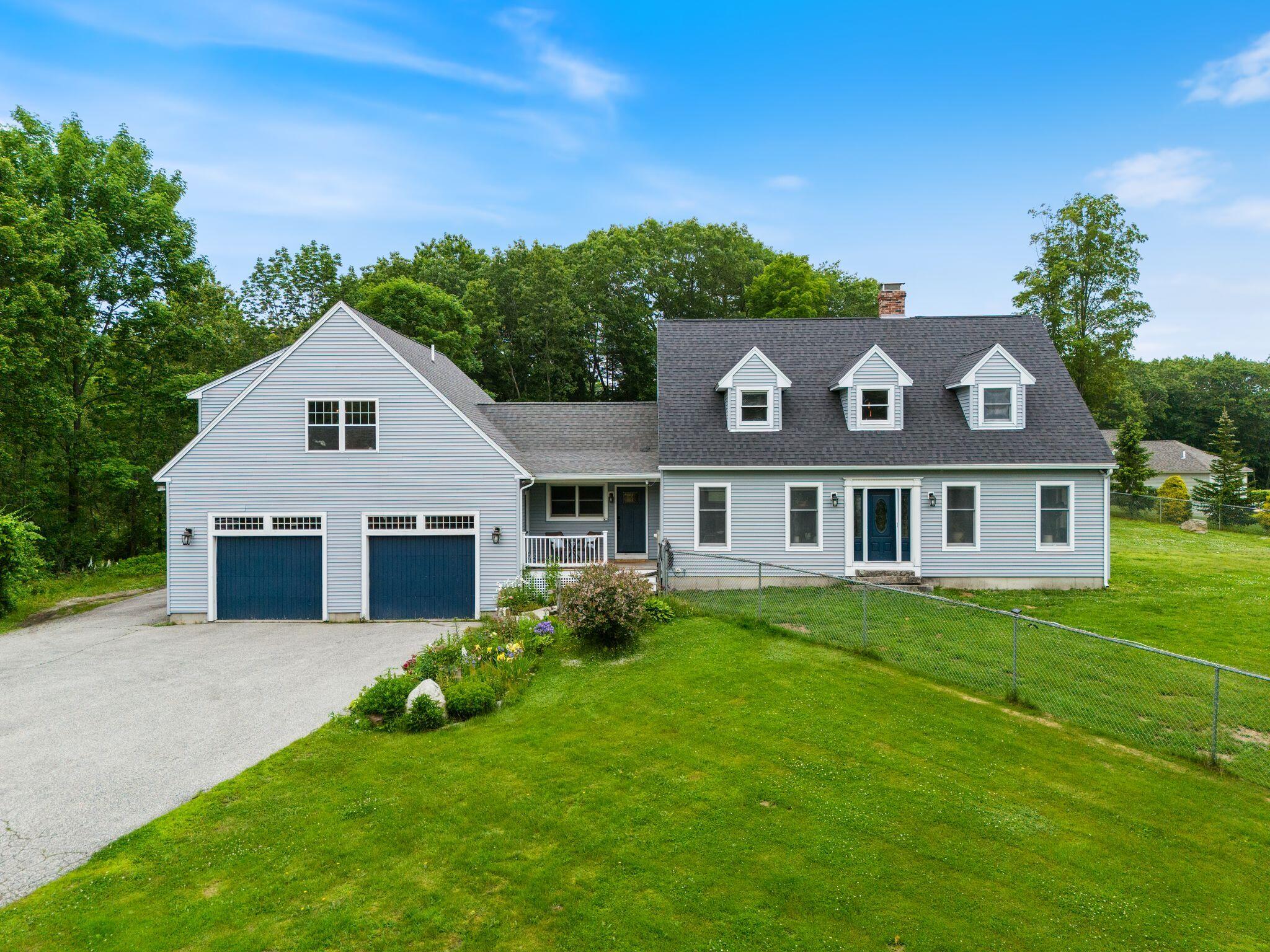 893 River Road