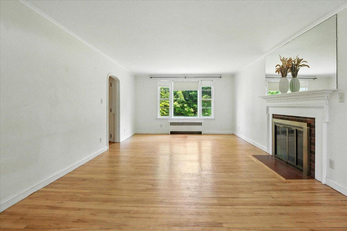 49 Bardwell Street