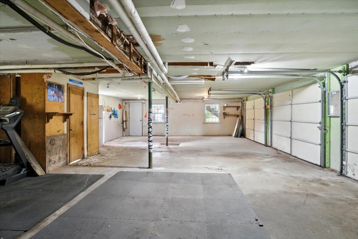 716 Empire Road
