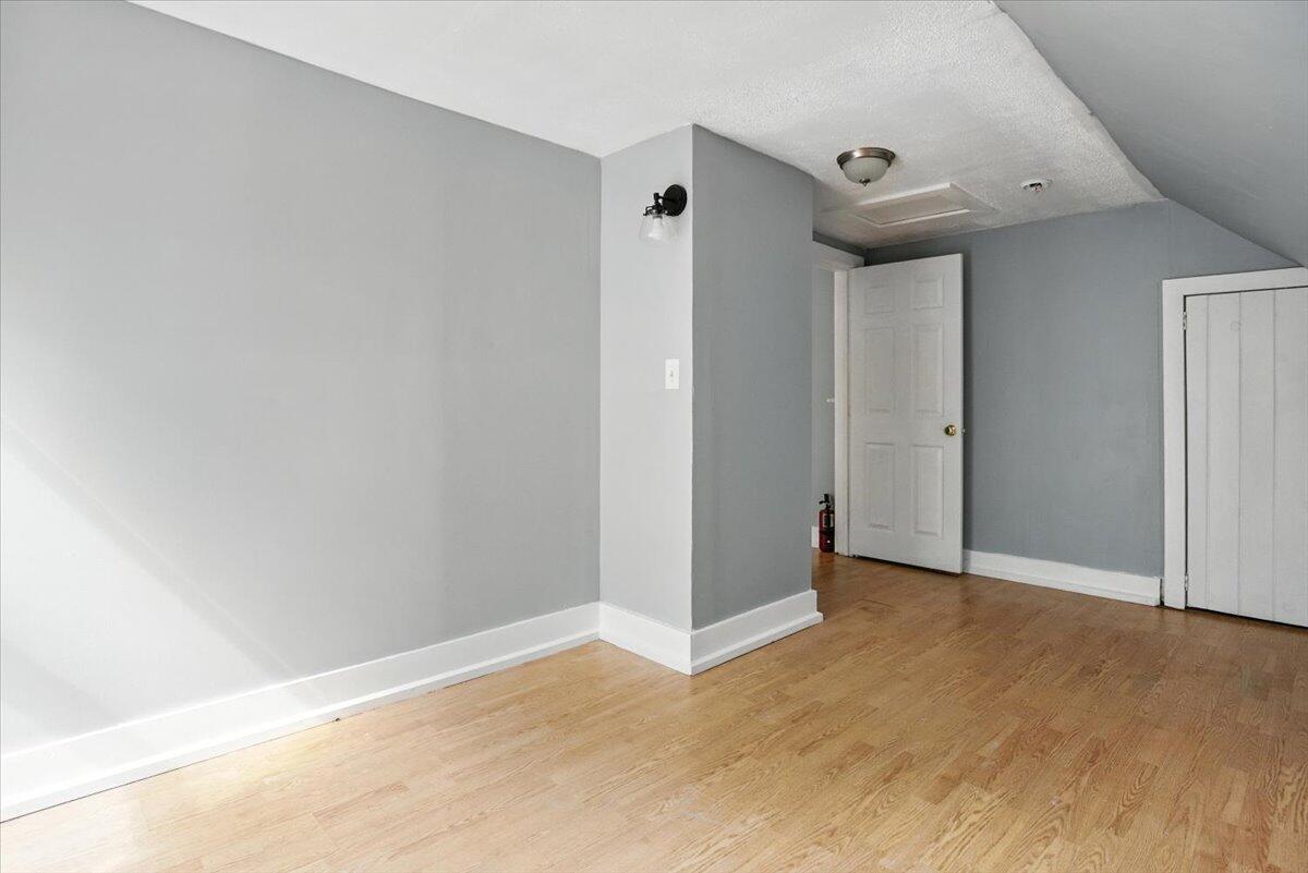 716 Empire Road