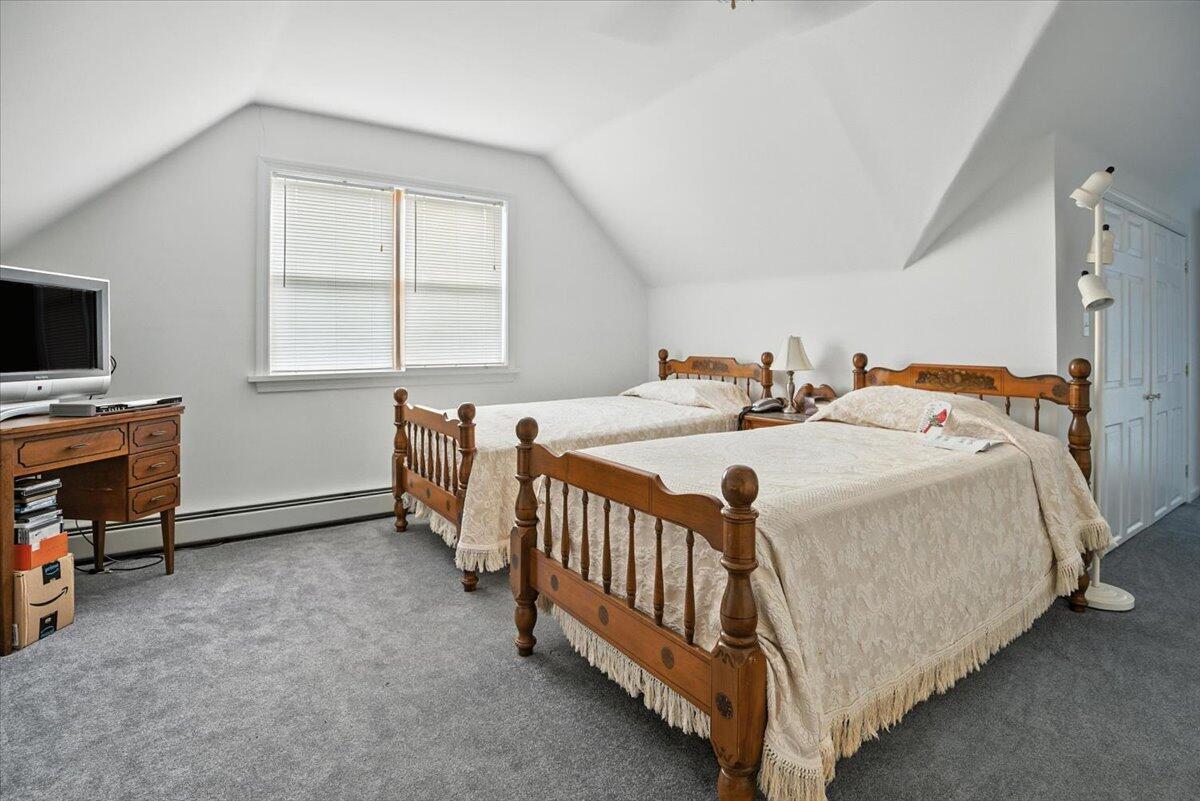 330 Drummond Road