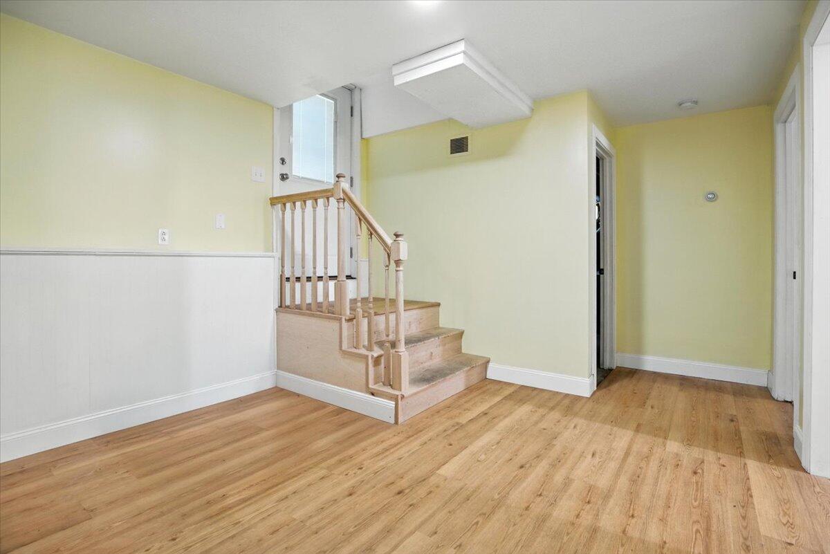 568 Plains Road