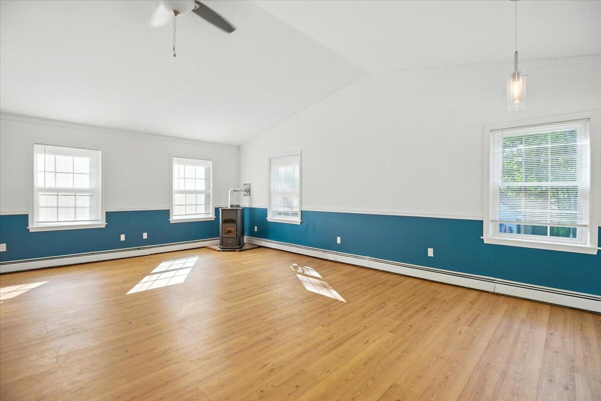 568 Plains Road