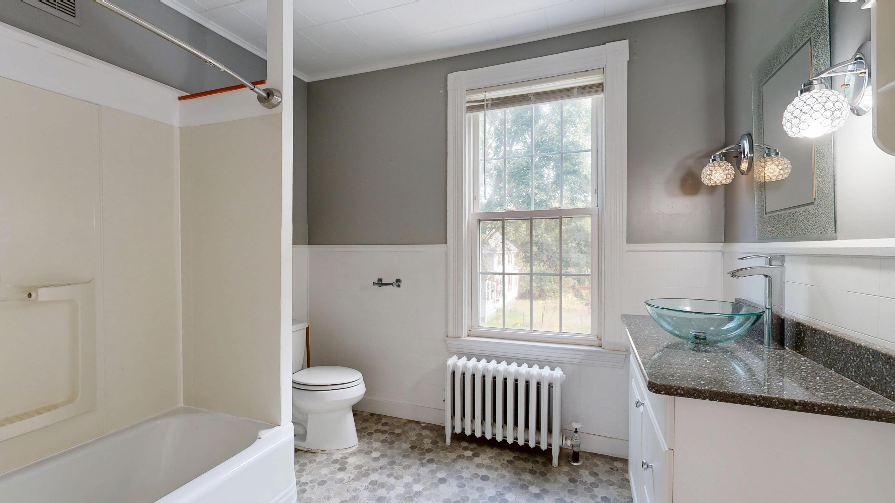 425 Turner Street, Auburn