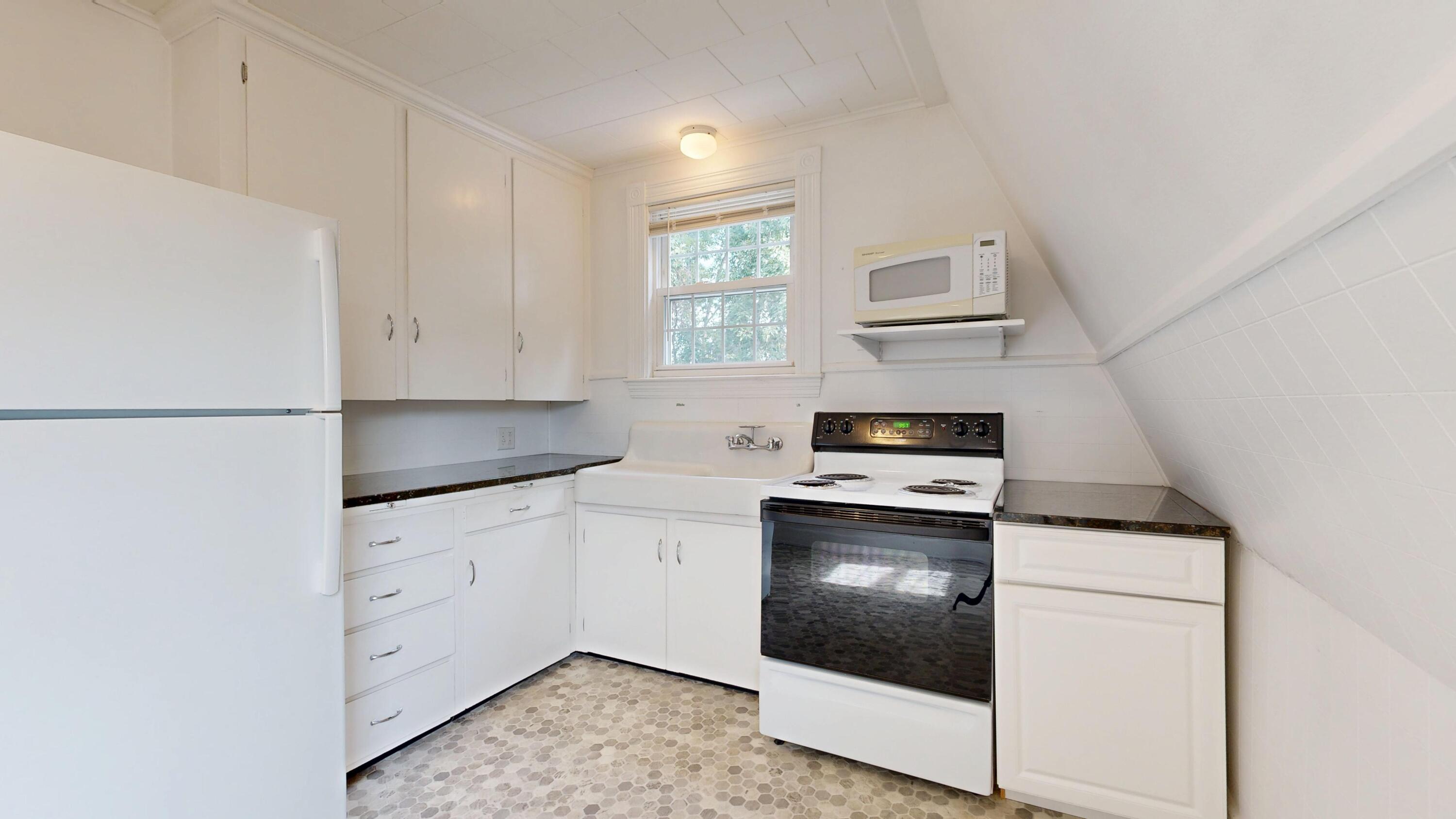 425 Turner Street, Auburn