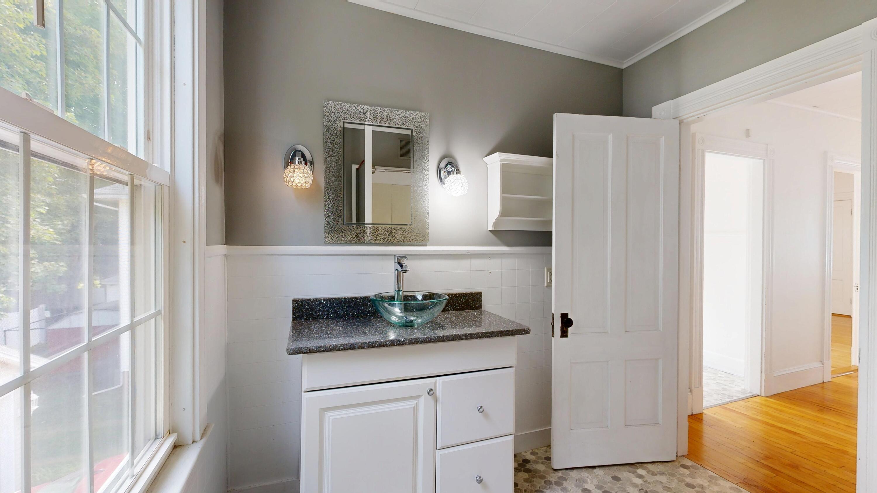 425 Turner Street, Auburn