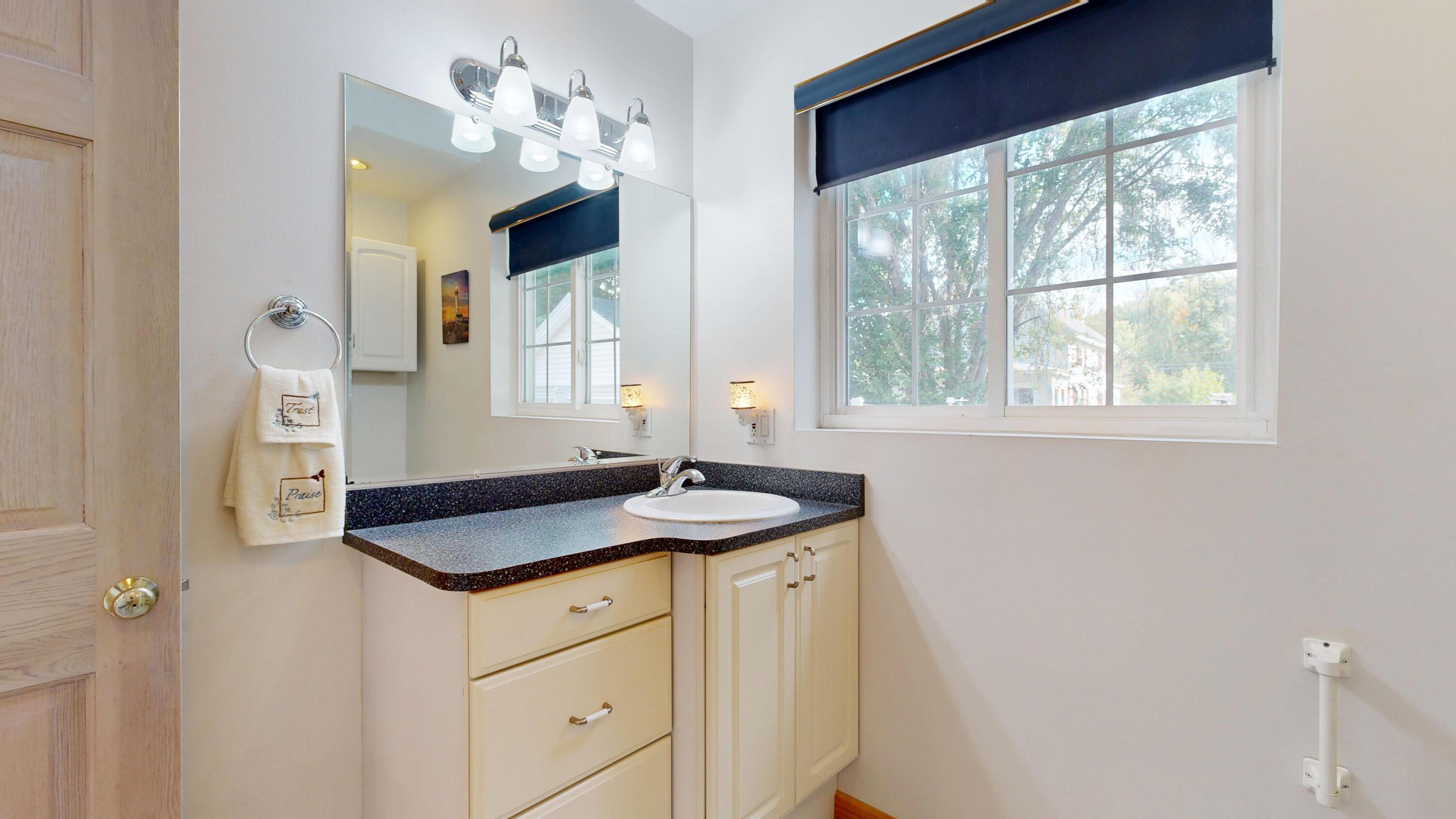 425 Turner Street, Auburn