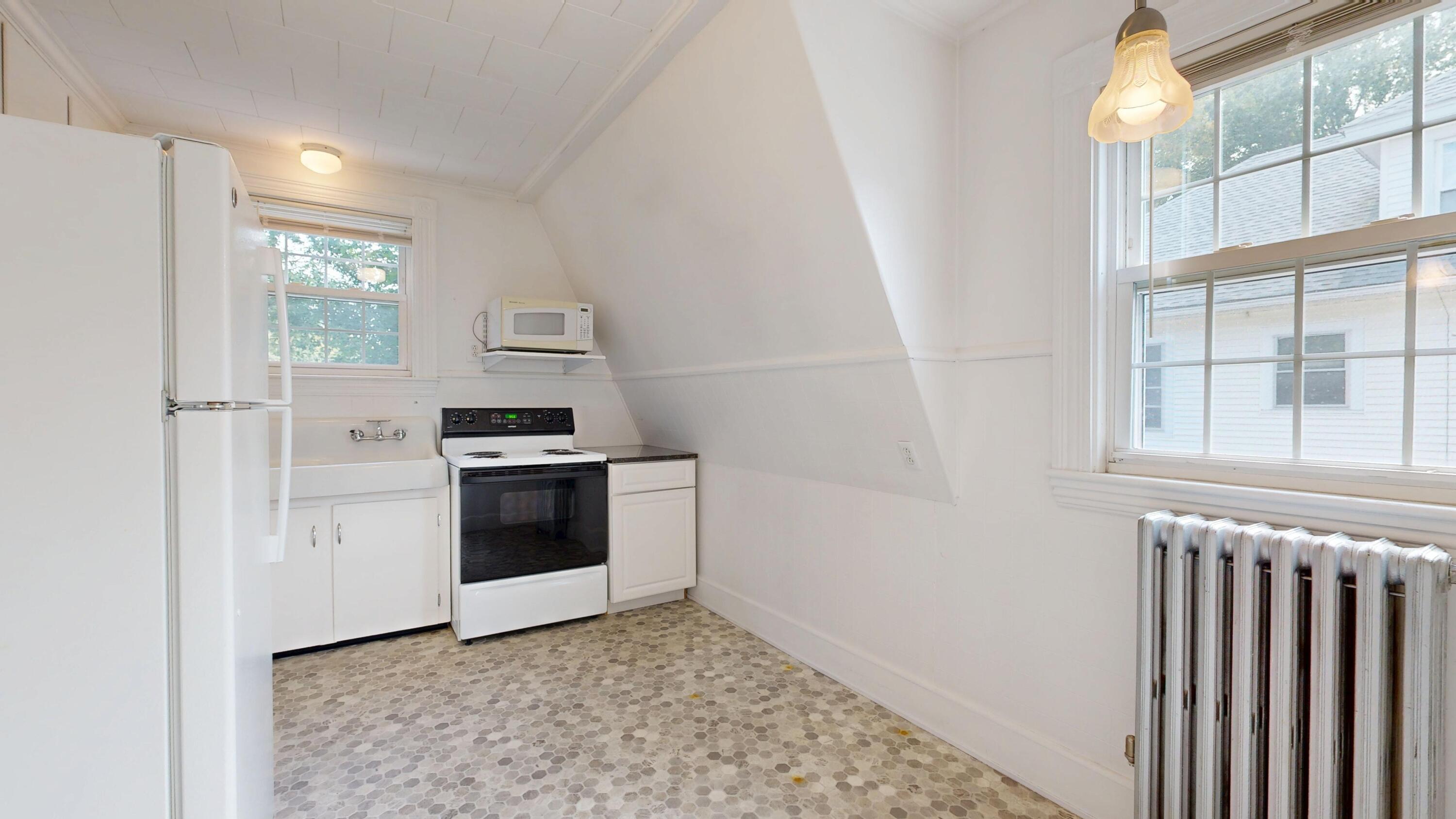 425 Turner Street, Auburn