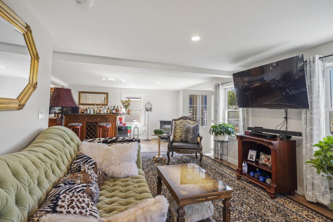 712 Back River Road