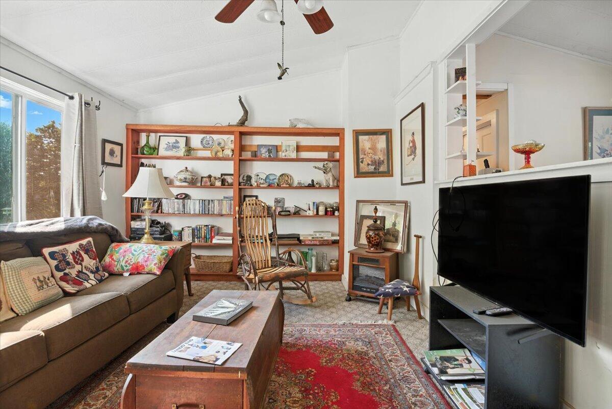 62 North Street, Mechanic Falls