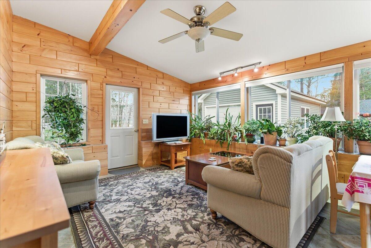 63 Maple Ridge Drive