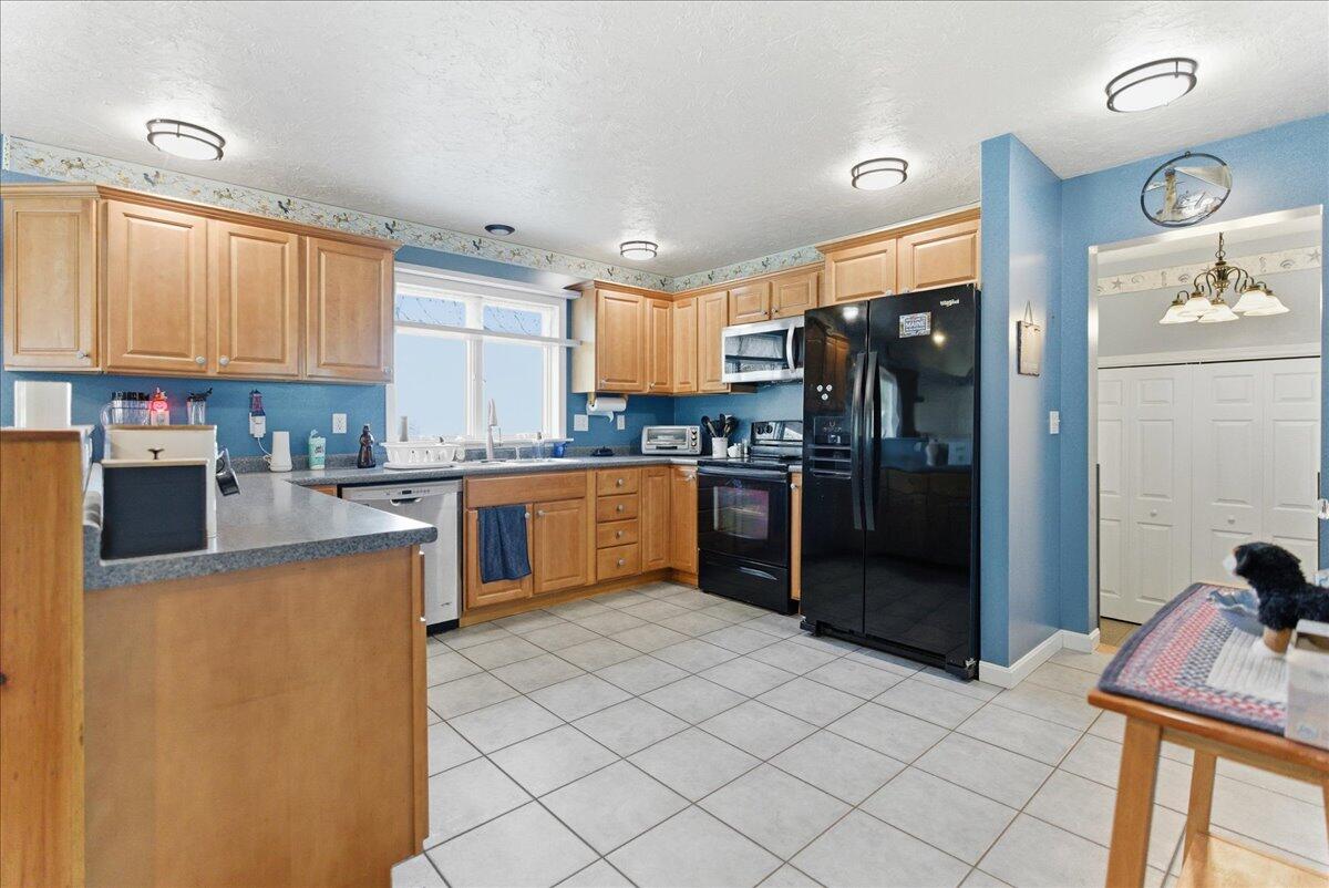 448 Lowell town Road