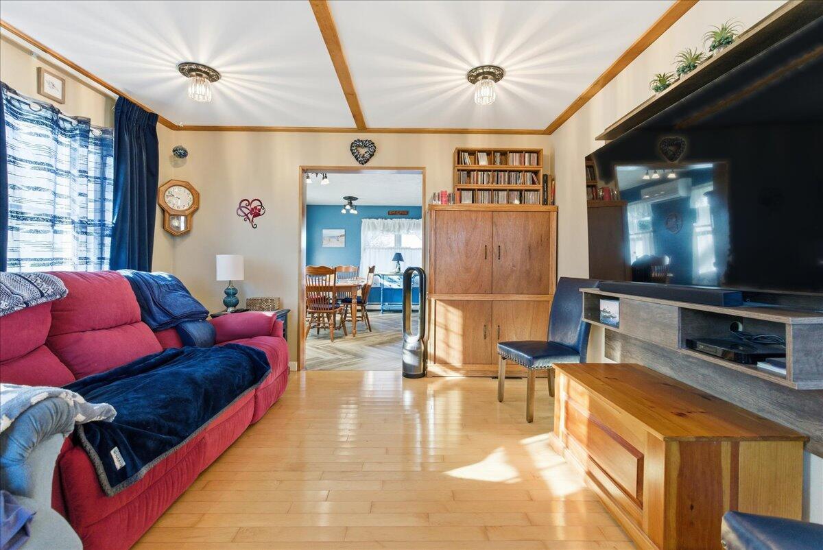 448 Lowell town Road