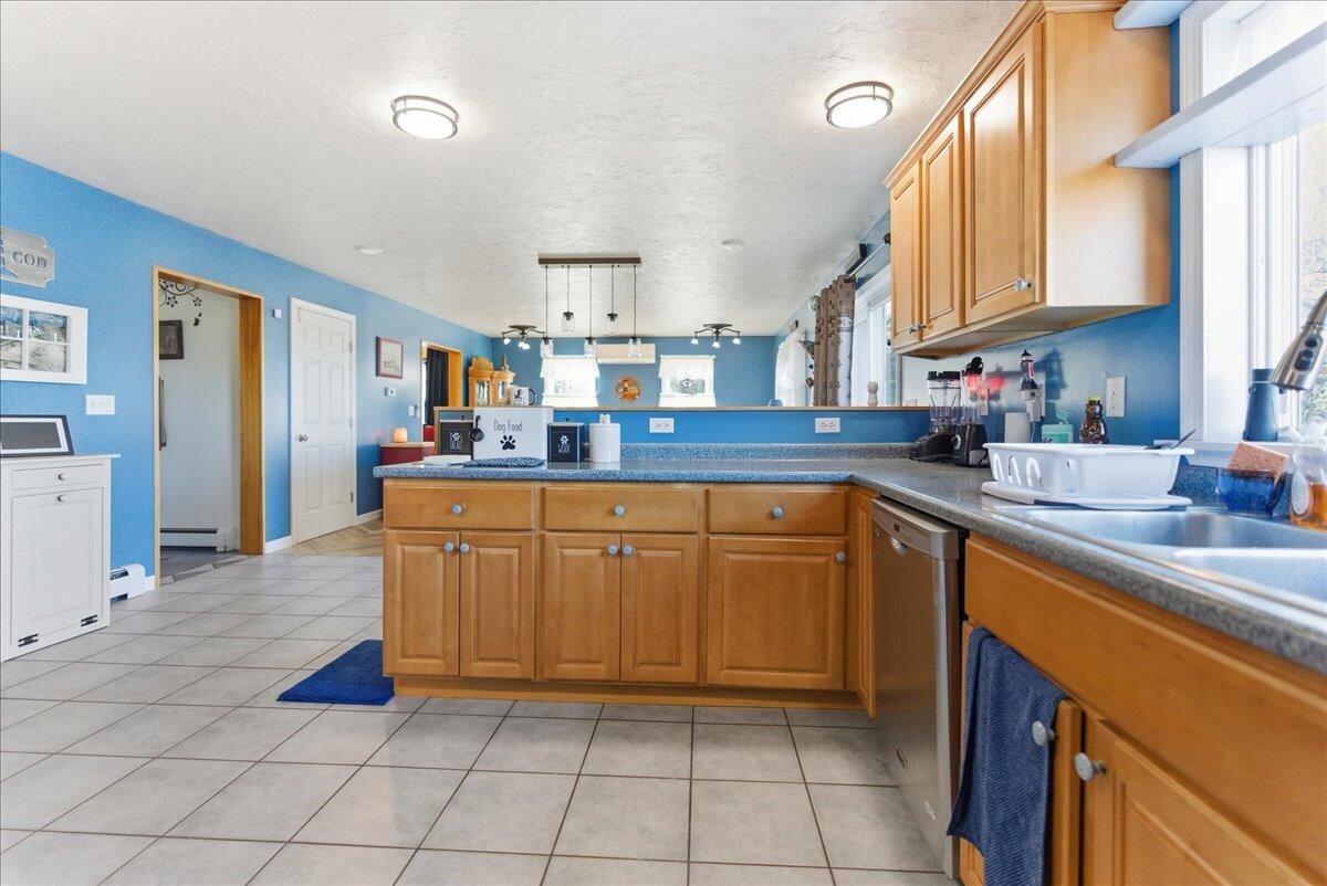 448 Lowell town Road