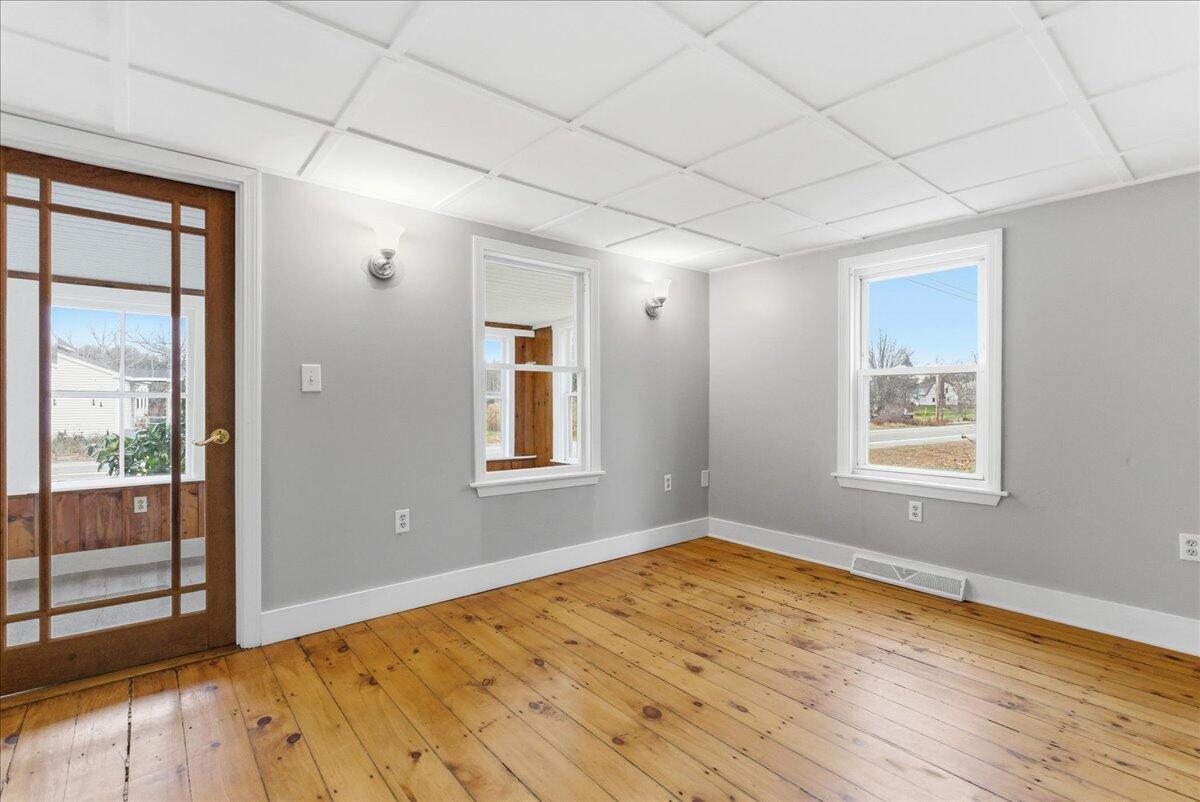 78 Ossipee Trail