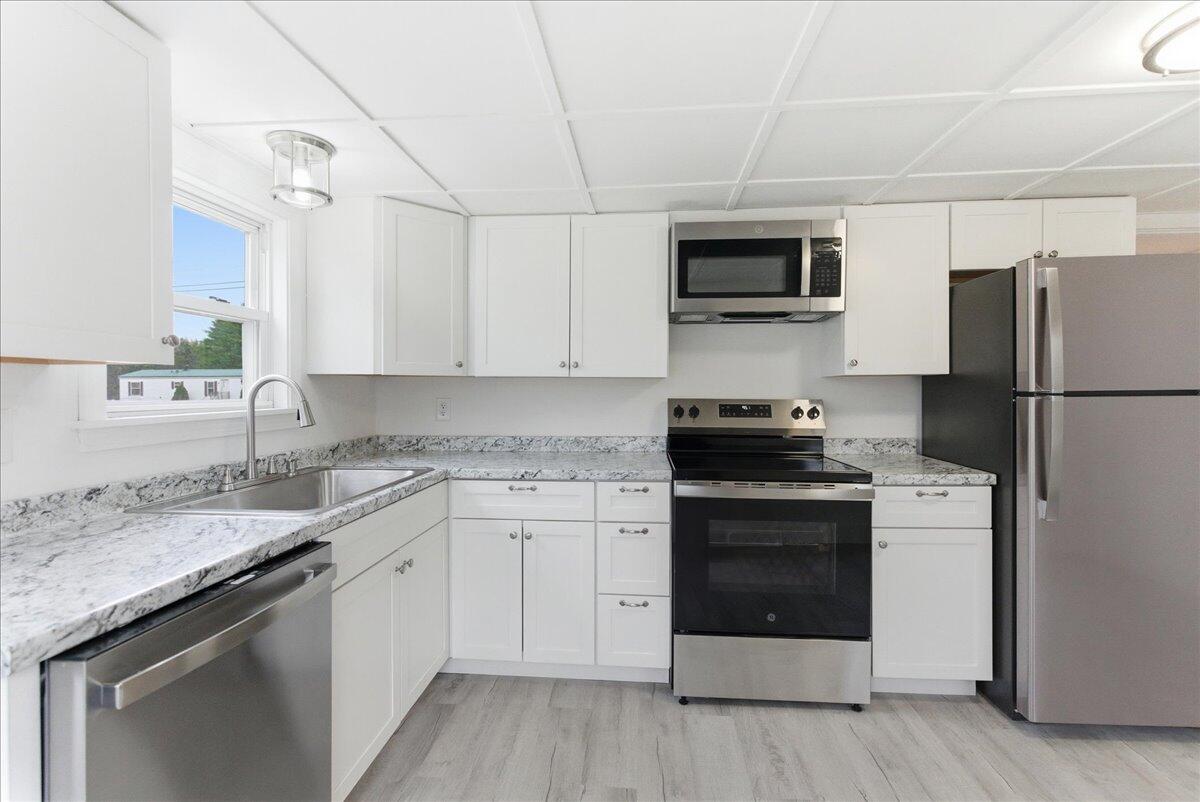 78 Ossipee Trail
