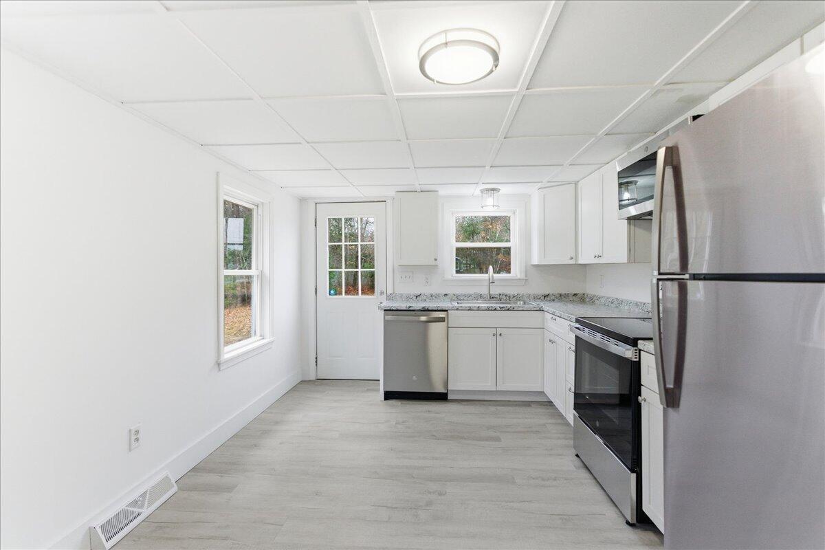 78 Ossipee Trail