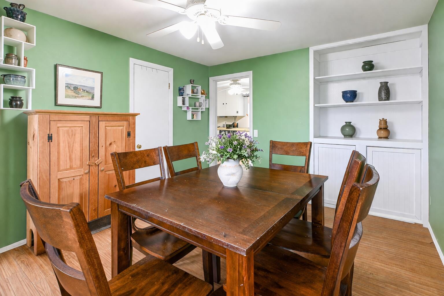 1104 Pequawket Trail