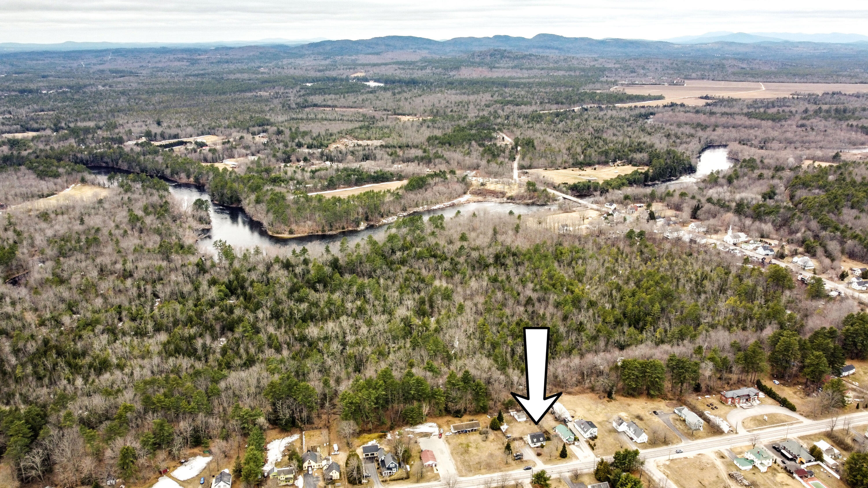 1104 Pequawket Trail