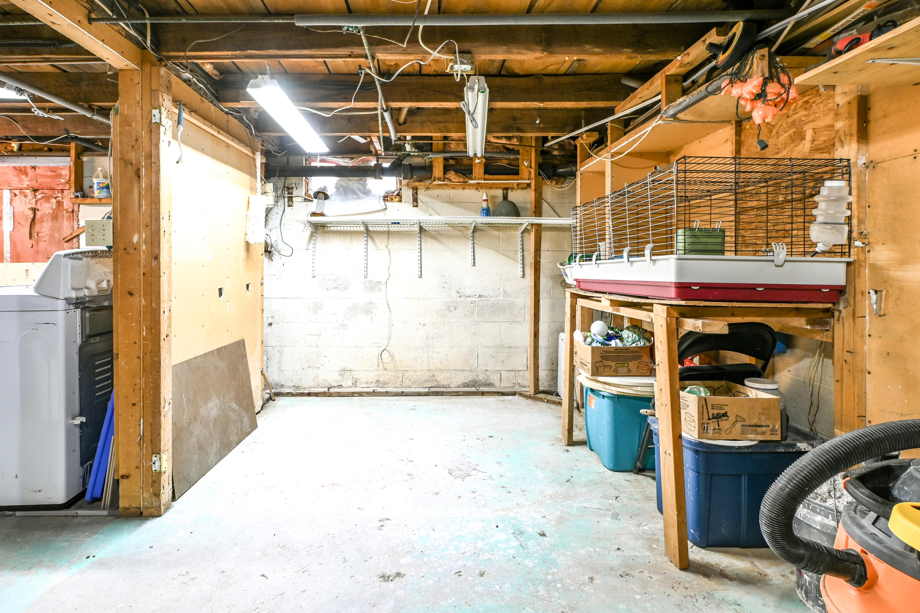 1104 Pequawket Trail