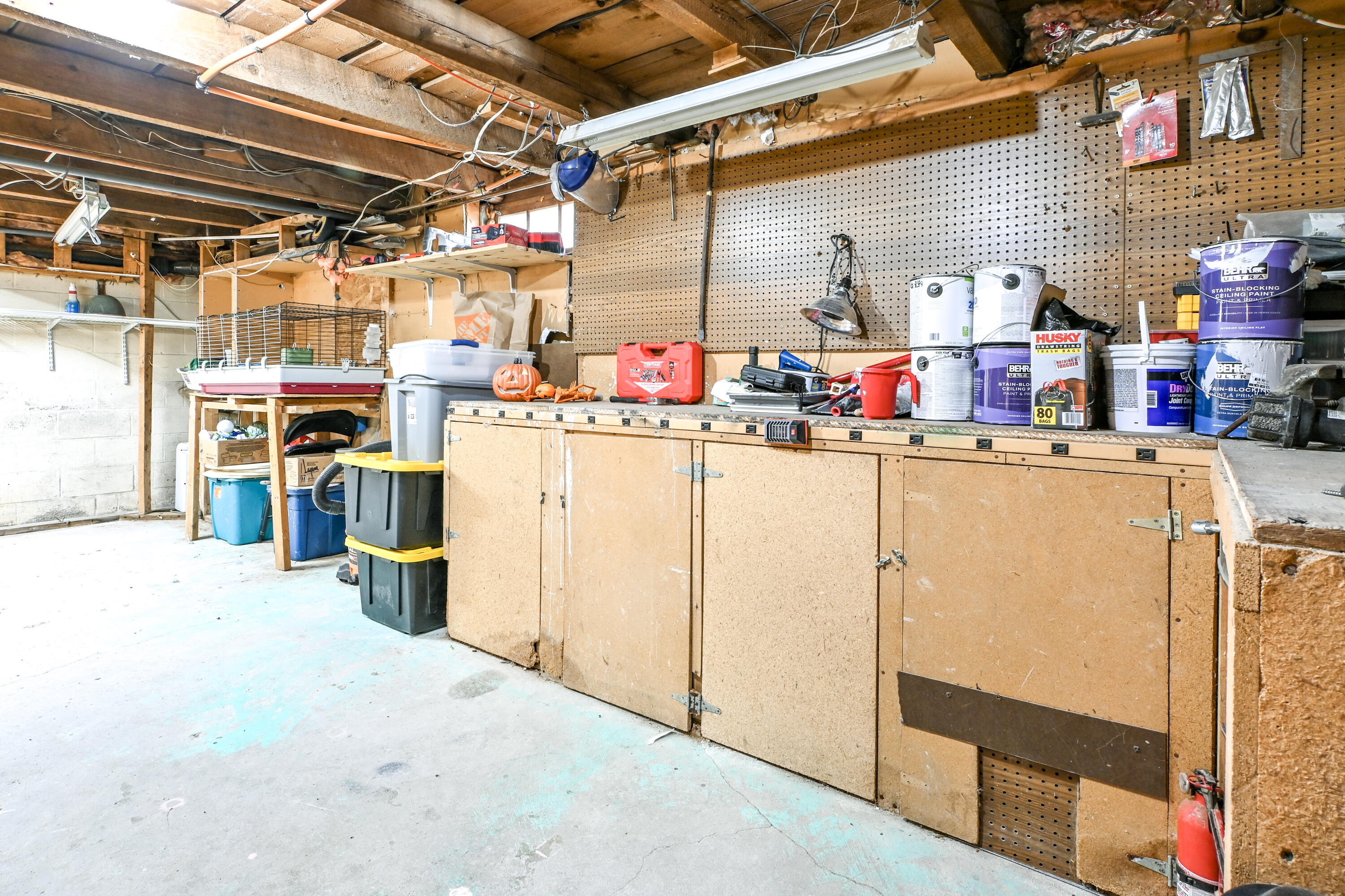 1104 Pequawket Trail