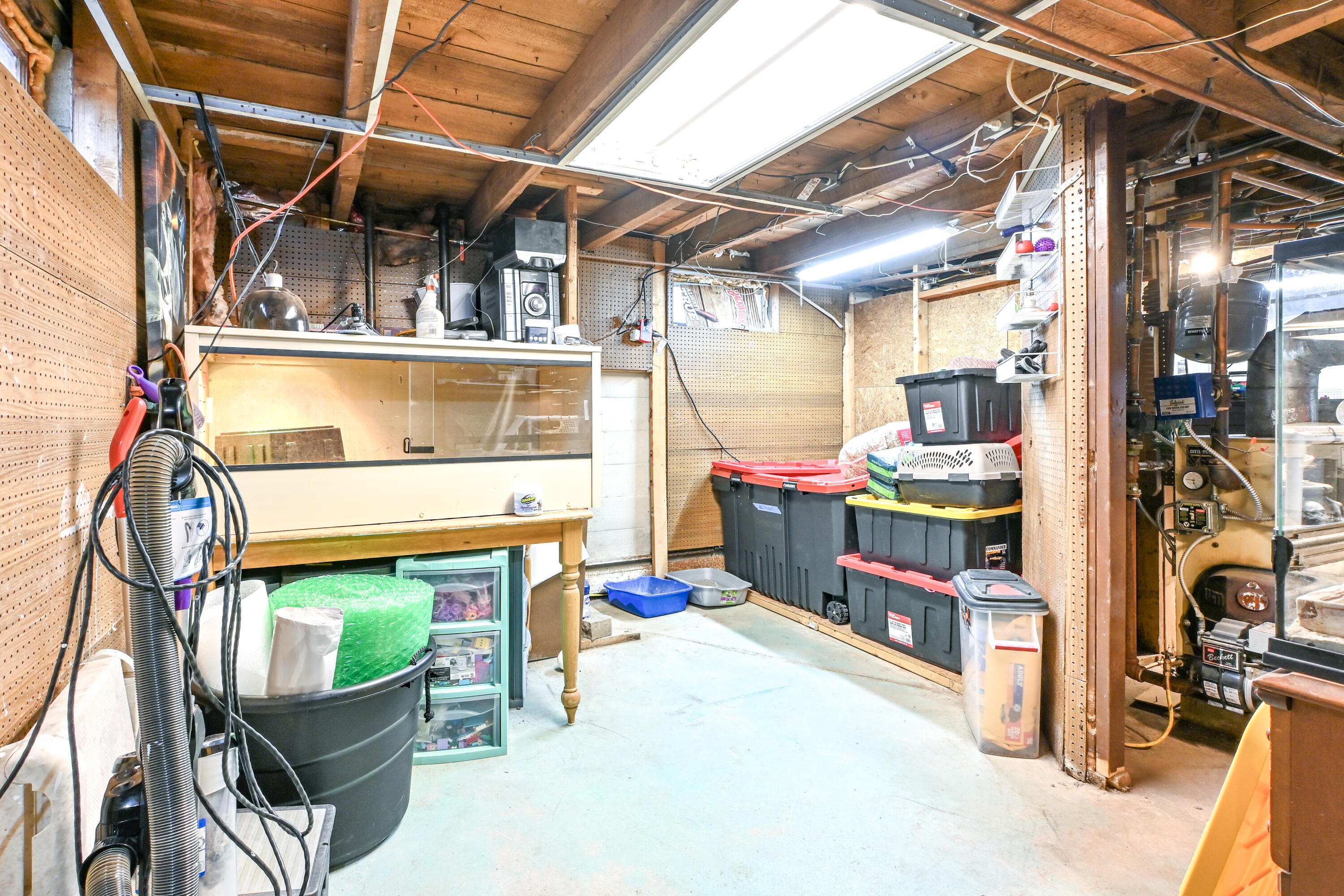 1104 Pequawket Trail