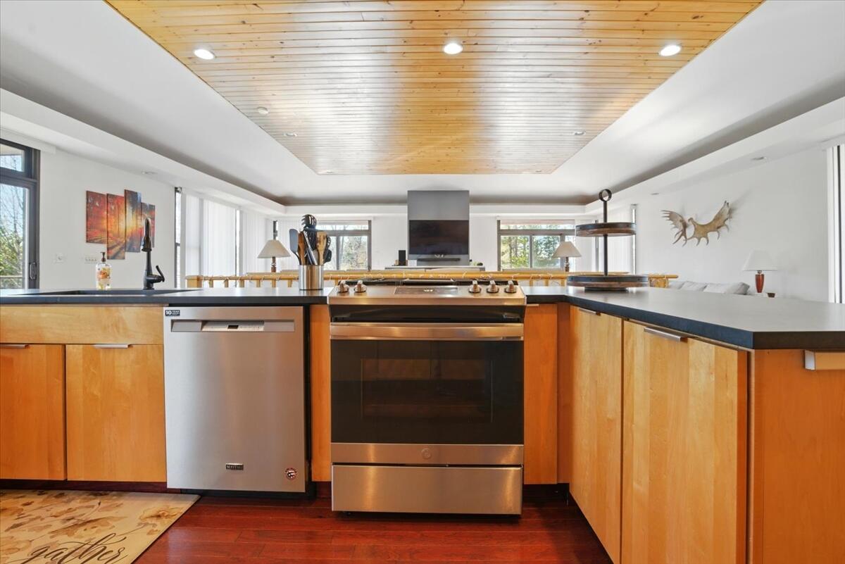 36 Mountain Valley Road